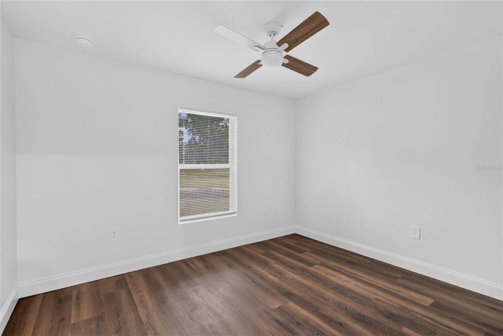 1097 CAREFREE COVE DR, Winter Haven, FL 33881