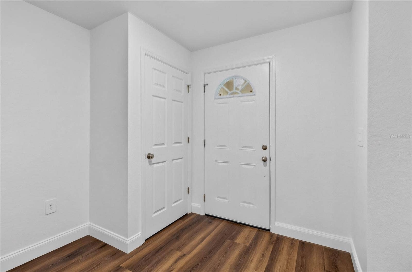 1097 CAREFREE COVE DR, Winter Haven, FL 33881