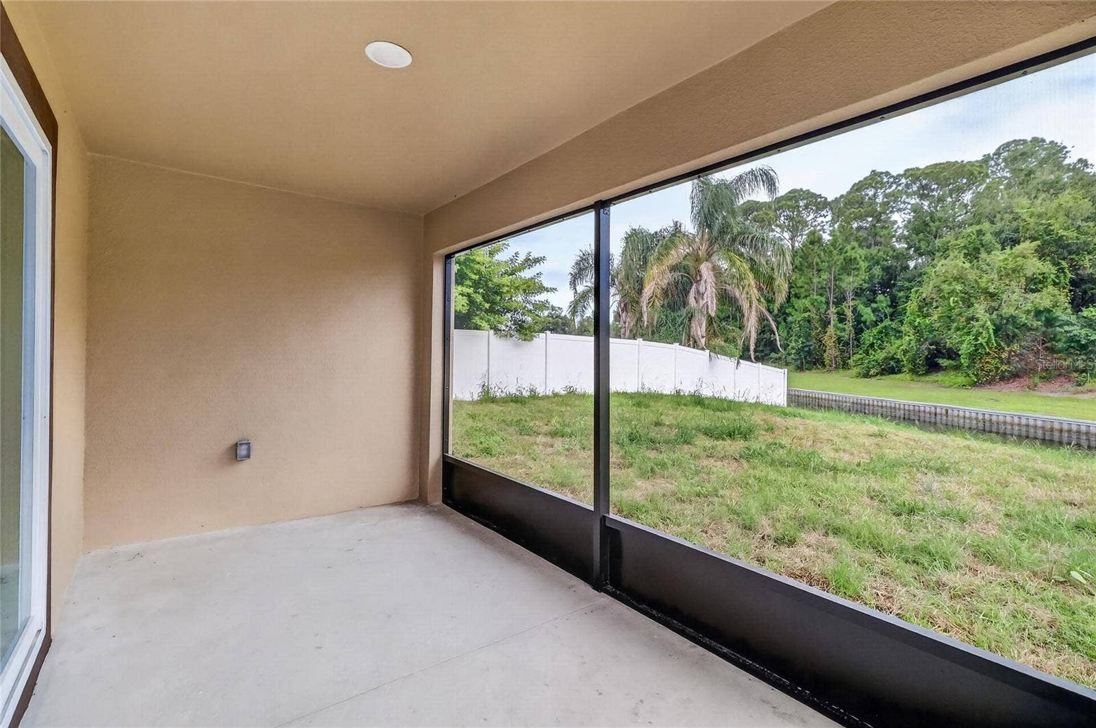 1097 CAREFREE COVE DR, Winter Haven, FL 33881