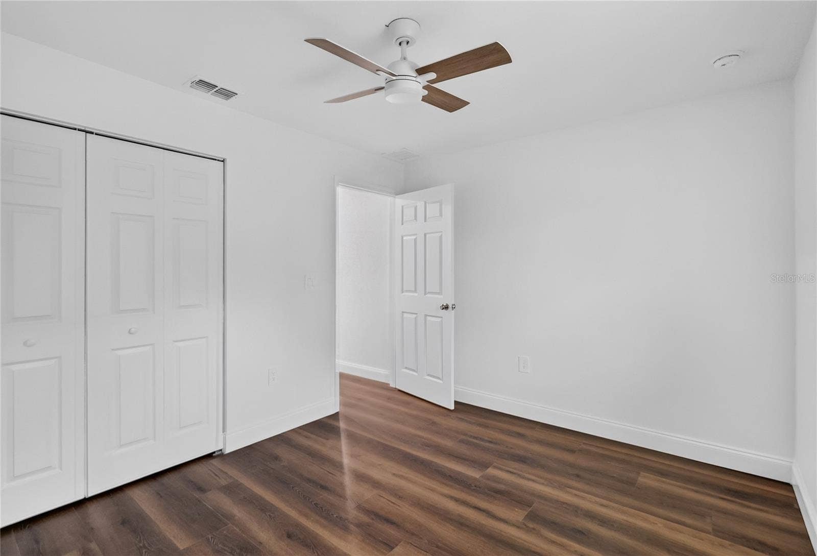 1097 CAREFREE COVE DR, Winter Haven, FL 33881