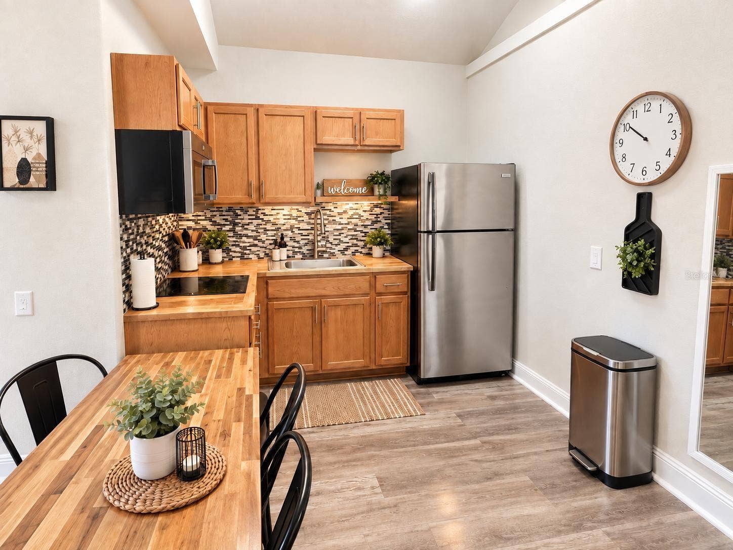 Studio 1: Kitchen