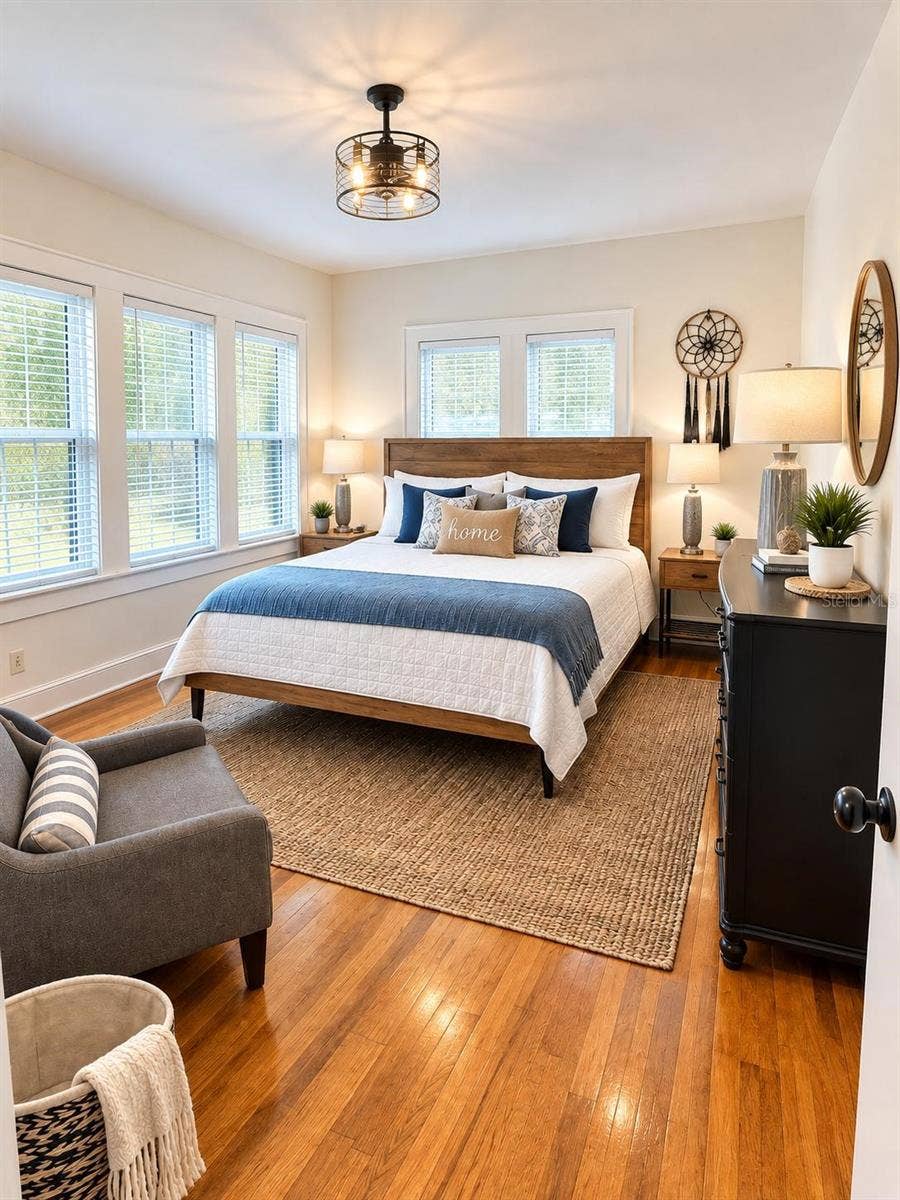 Main House bedroom 2