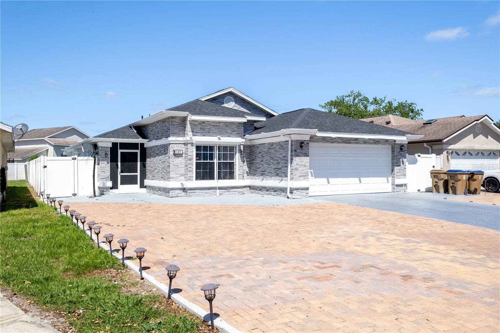 121 LOCHNESS LANE, Kissimmee, FL 34743