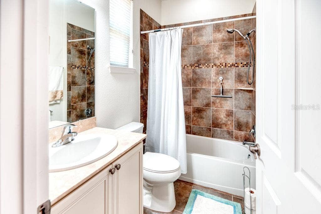 3432 FALLBROOK DRIVE, Poinciana, FL 34759 HALL Bathroom with TUB