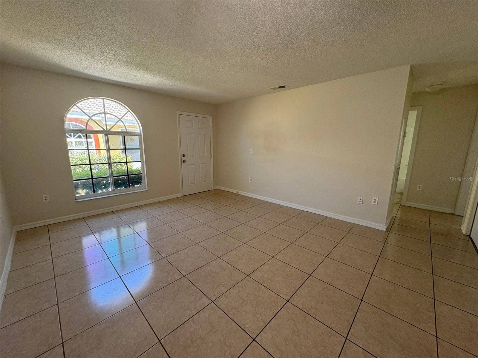 641 LAKE MARION GOLF RESORT DRIVE, Poinciana, FL 34759