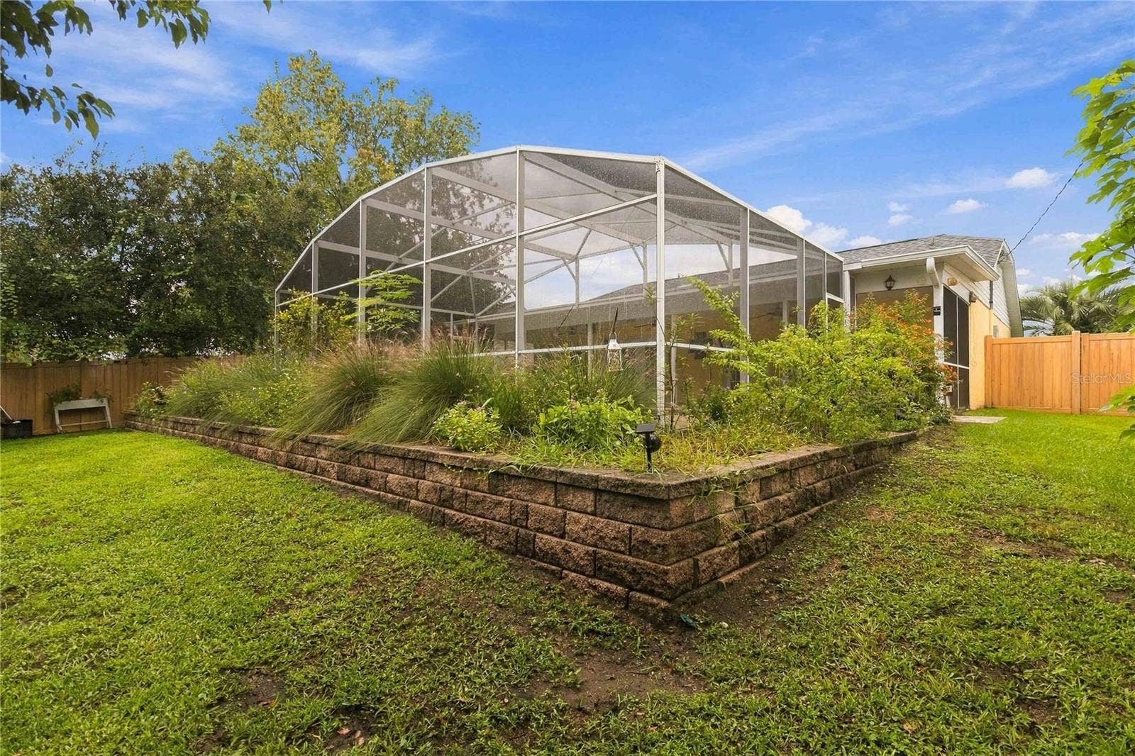 405 COLUMBIA AVENUE, St Cloud, FL 34769
