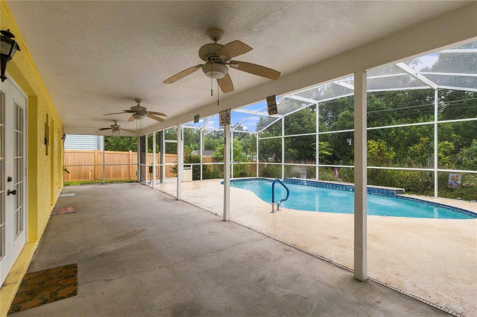 405 COLUMBIA AVENUE, St Cloud, FL 34769