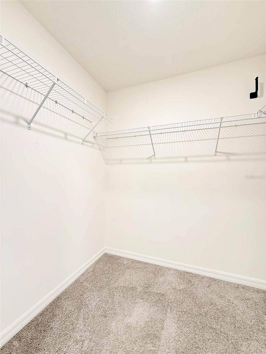 6723 SE 3RD LOOP, Ocala, FL 34472