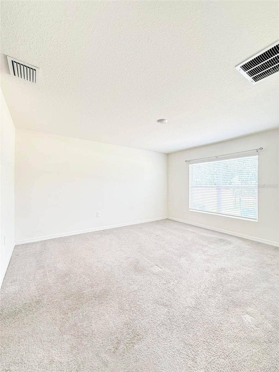 6723 SE 3RD LOOP, Ocala, FL 34472