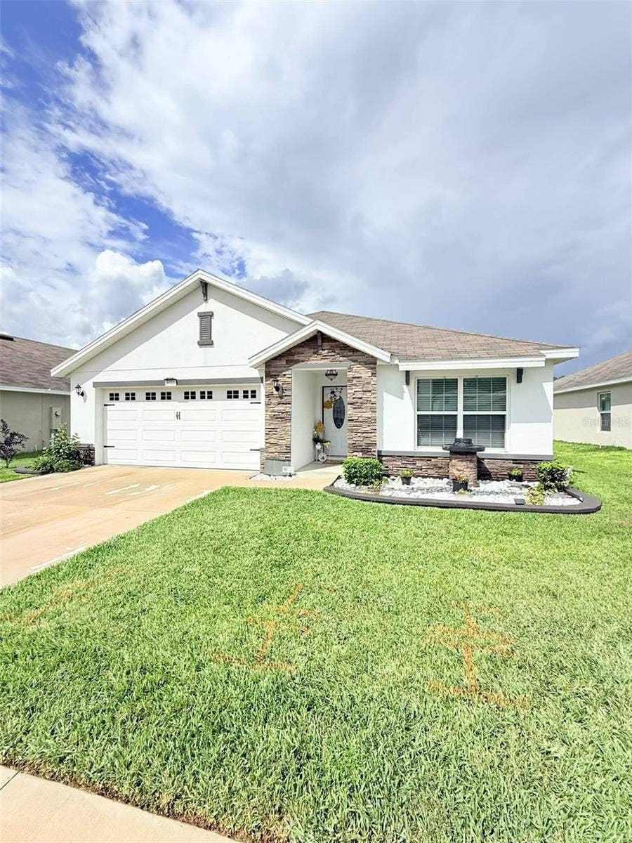 6723 SE 3RD LOOP, Ocala, FL 34472