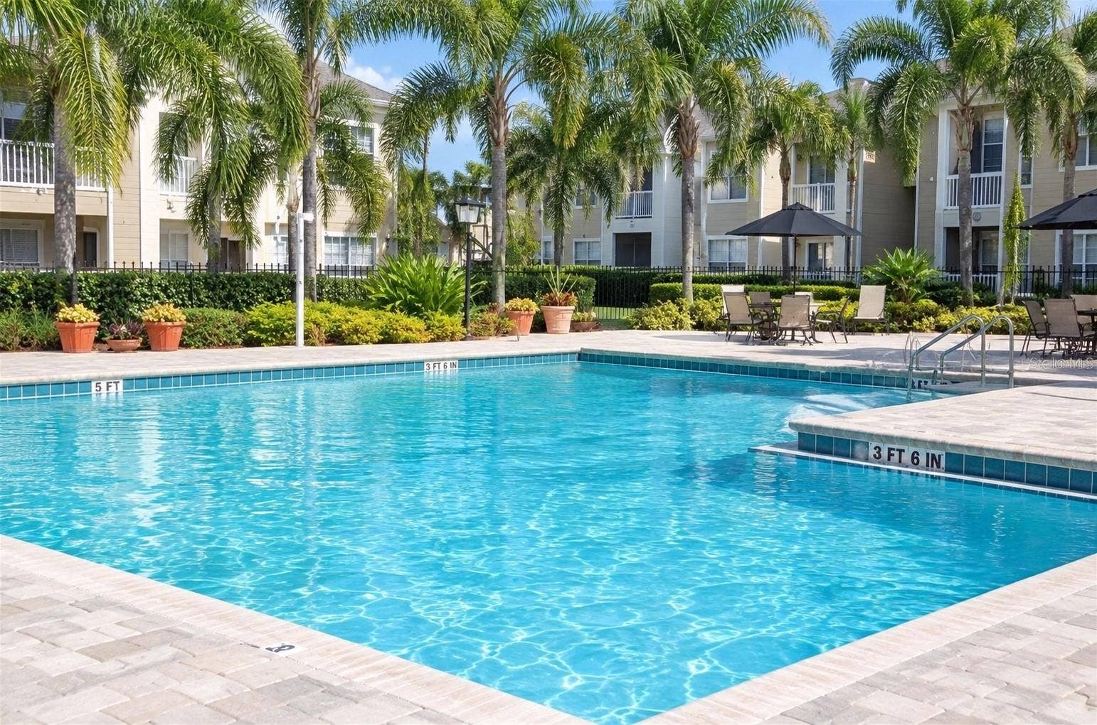 1037 S HIAWASSEE ROAD, #2824, Orlando, FL 32835 Pool