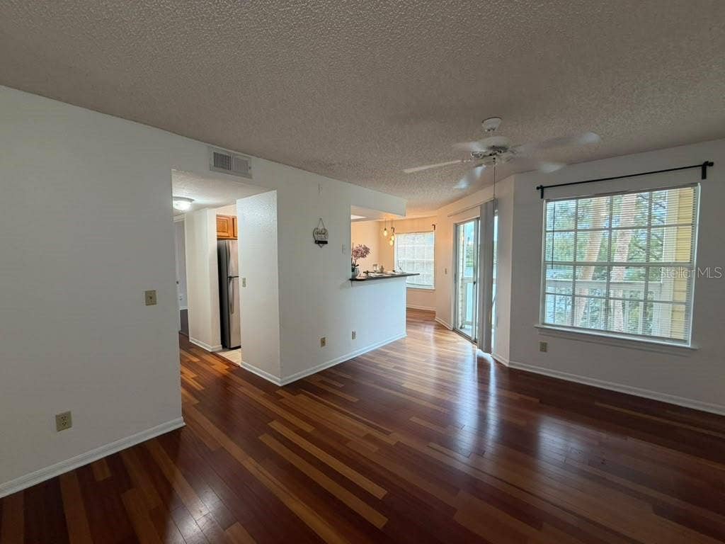 1037 S HIAWASSEE ROAD, #2824, Orlando, FL 32835 Family Room