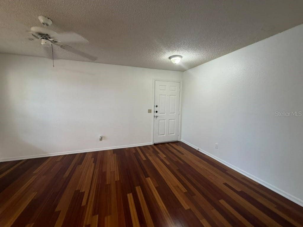 1037 S HIAWASSEE ROAD, #2824, Orlando, FL 32835 Family Room