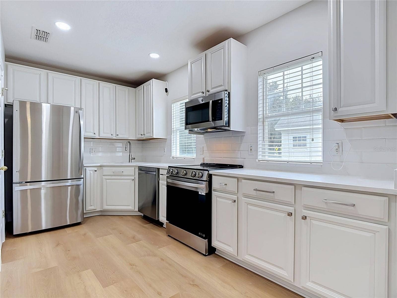 1003 OLD BLUSH ROAD, Celebration, FL 34747 Beautiful Kitchen