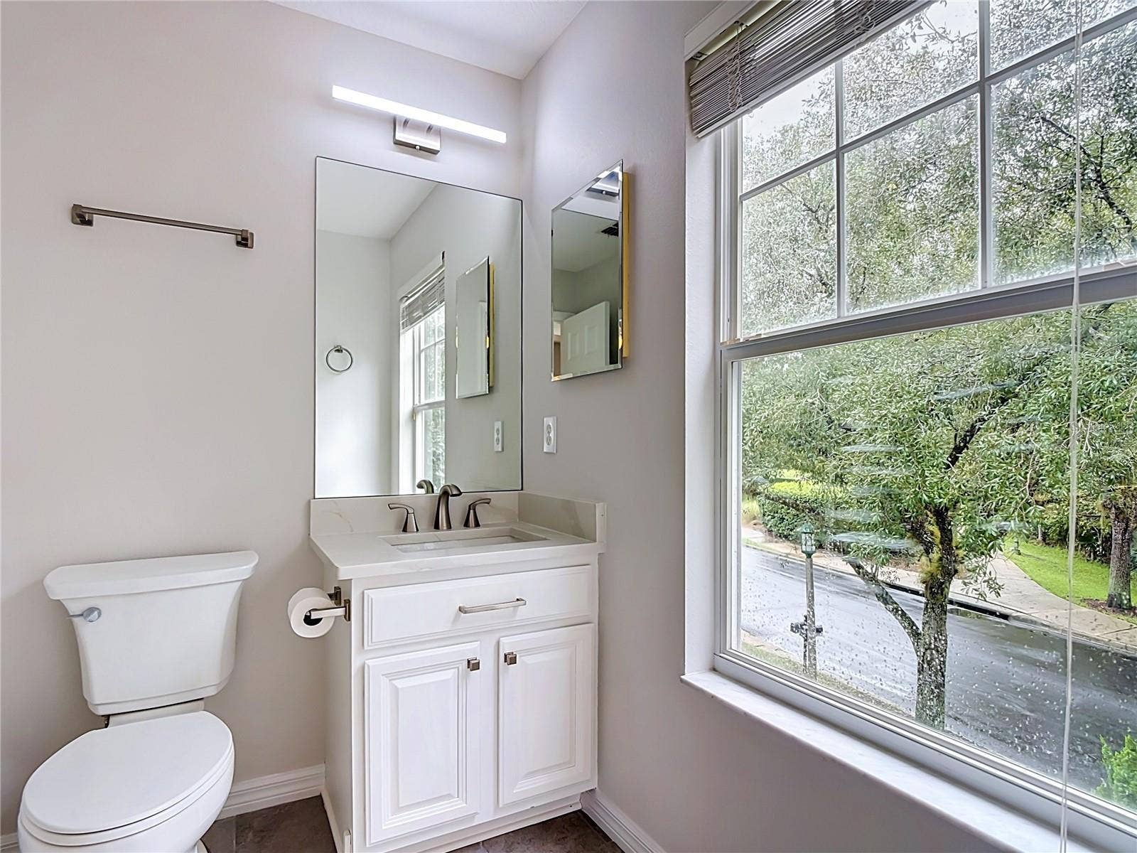 1003 OLD BLUSH ROAD, Celebration, FL 34747 Guest Bathroom