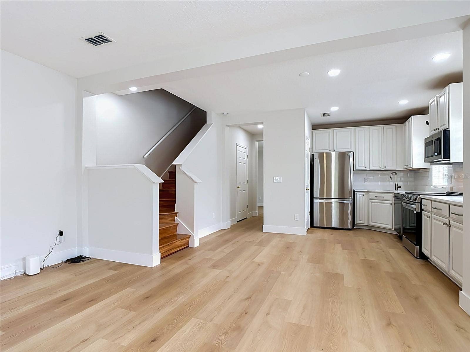 1003 OLD BLUSH ROAD, Celebration, FL 34747 Family Room/Kitchen Combo