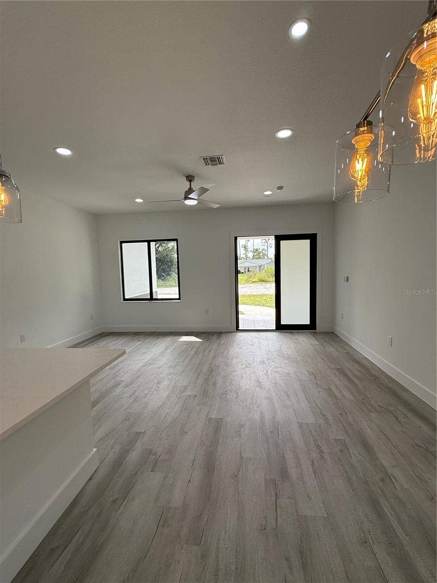 339 ROADRUNNER AVENUE, Sebring, FL 33870 339 ROADRUNNER AVENUE, Sebring, FL 33870