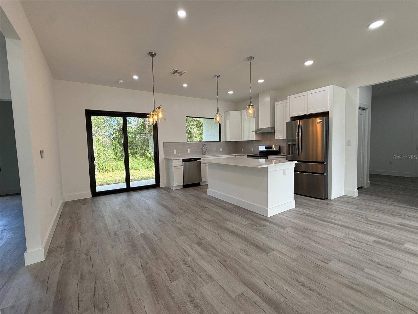 339 ROADRUNNER AVENUE, Sebring, FL 33870 Family Area
