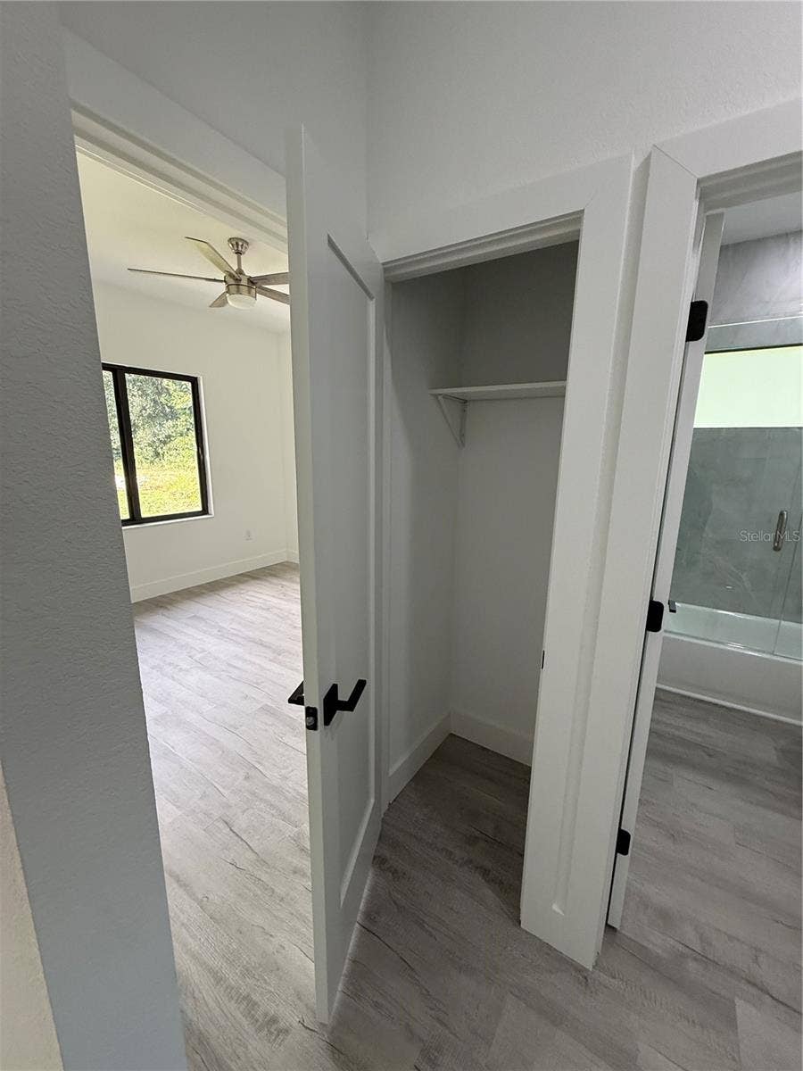 339 ROADRUNNER AVENUE, Sebring, FL 33870 storage closet