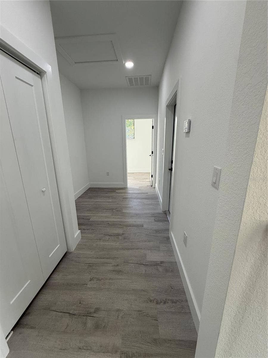 339 ROADRUNNER AVENUE, Sebring, FL 33870 Hall