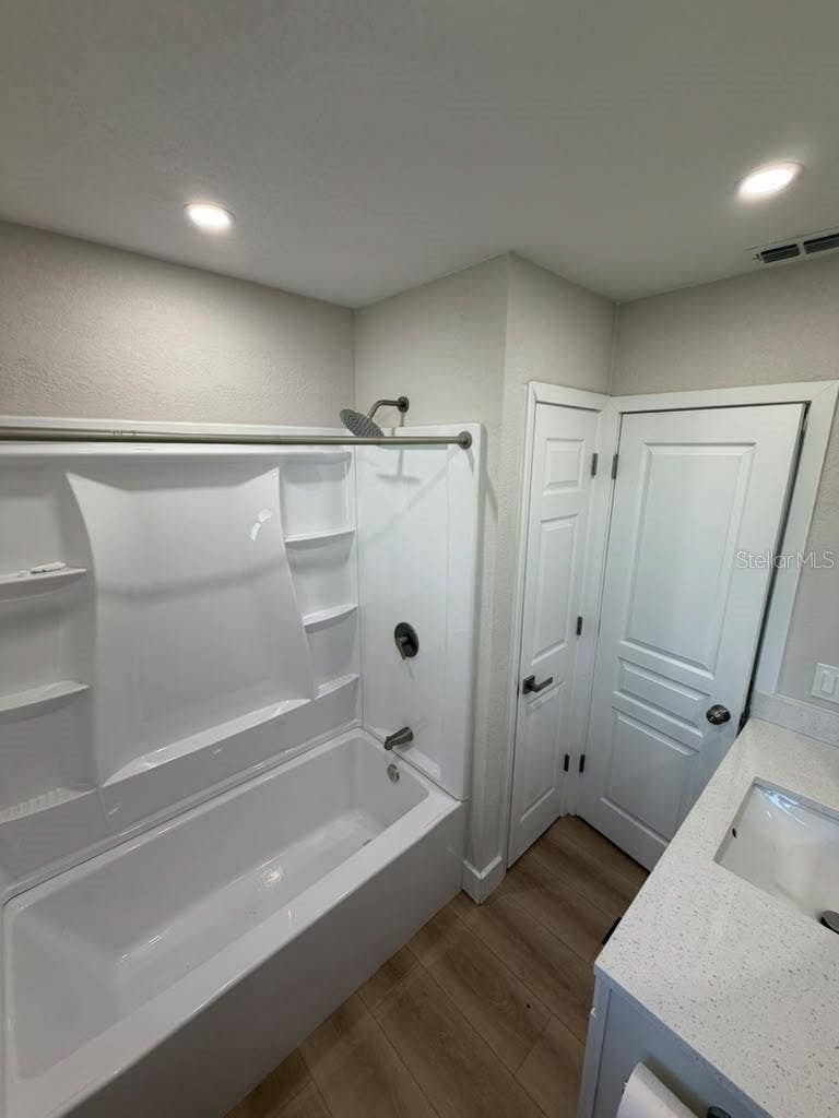 209 PLAZA OVAL, Casselberry, FL 32707