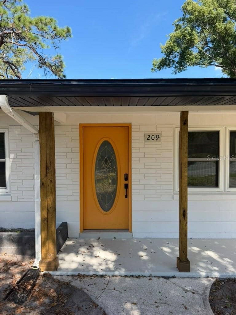 209 PLAZA OVAL, Casselberry, FL 32707