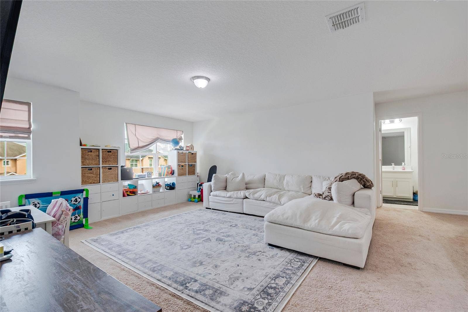 3761 MT VERNON WAY, Kissimmee, FL 34741 3761 MT VERNON WAY, Kissimmee, FL 34741