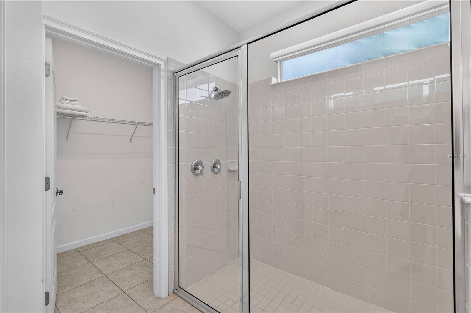 277 YELLOW SNAPDRAGON DRIVE, Davenport, FL 33837 Large walk-in shower and walk-in closet