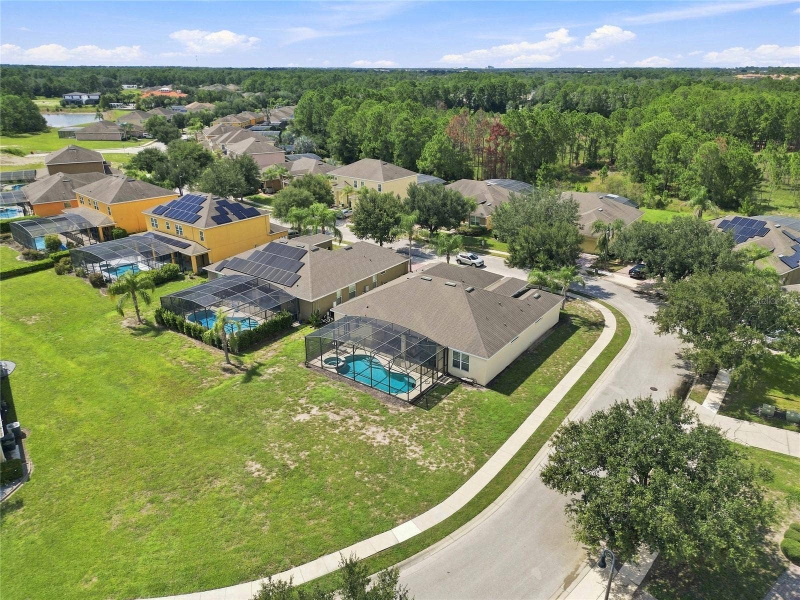 277 YELLOW SNAPDRAGON DRIVE, Davenport, FL 33837 Nice secluded home.