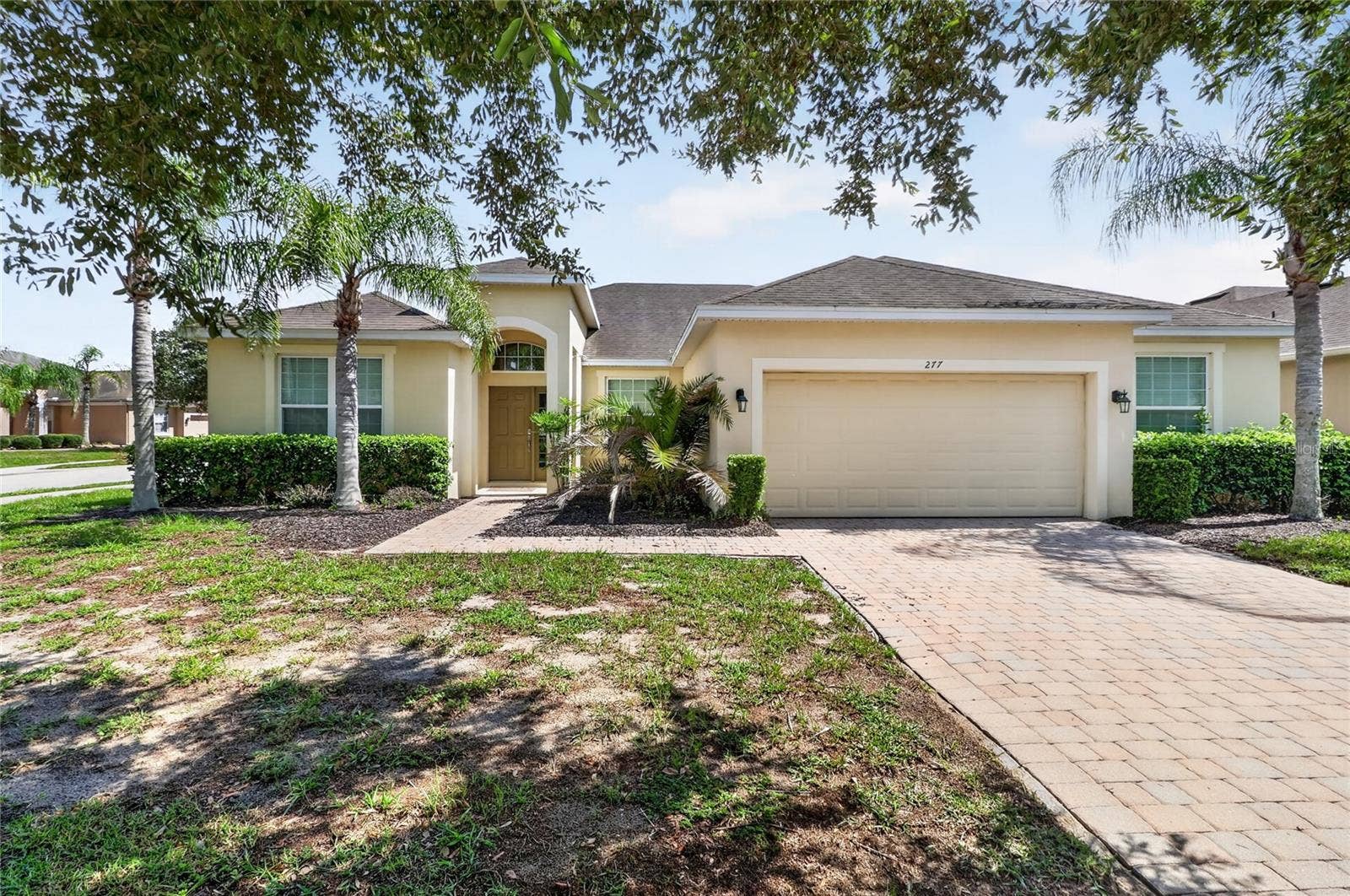 277 YELLOW SNAPDRAGON DRIVE, Davenport, FL 33837 Welcome to 277 Yellow Snapdragon Drive in Davenport, FL