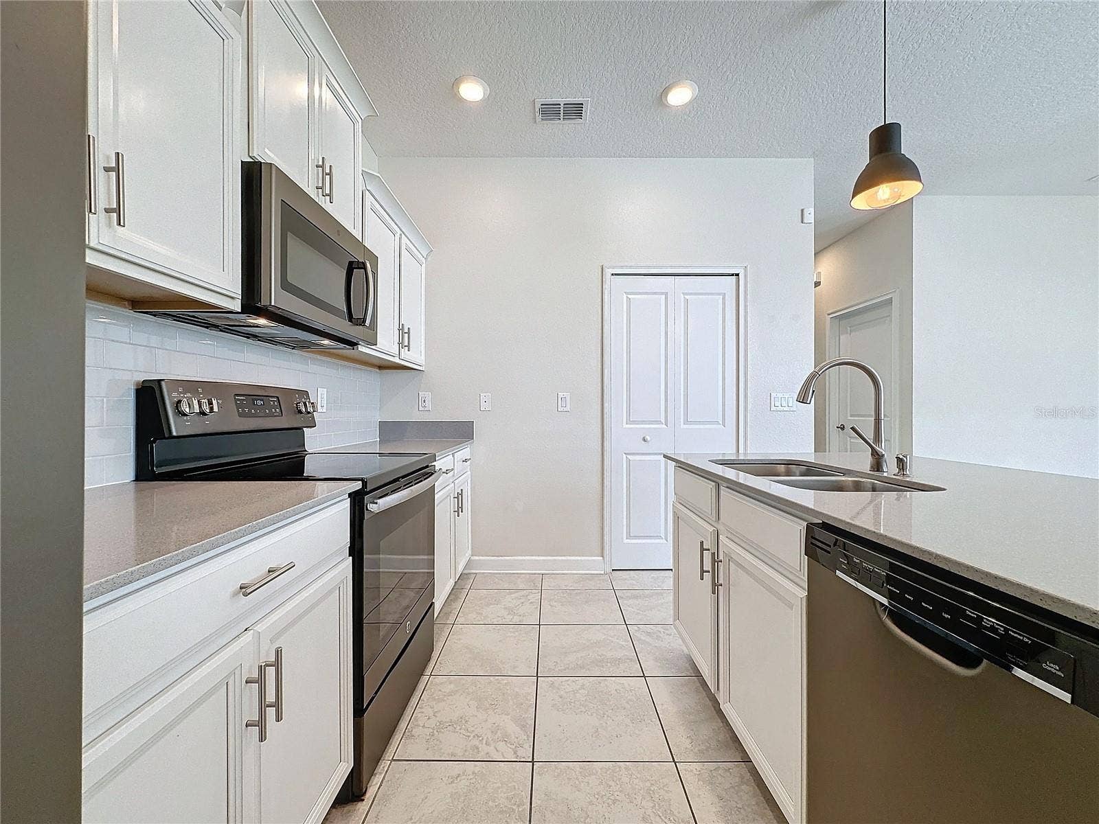 11043 SUSPENSE DR, Winter Garden, FL 34787