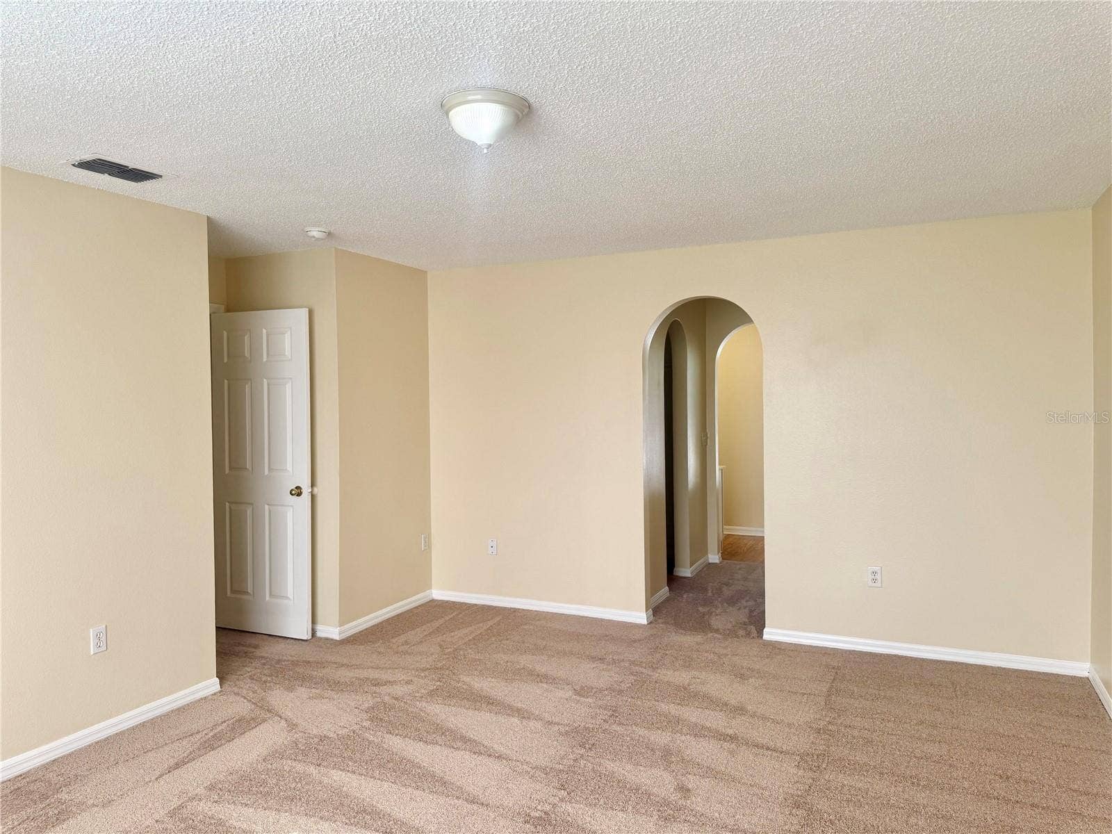 1131 CHICHESTER COURT, Kissimmee, FL 34758 1131 CHICHESTER COURT, Kissimmee, FL 34758