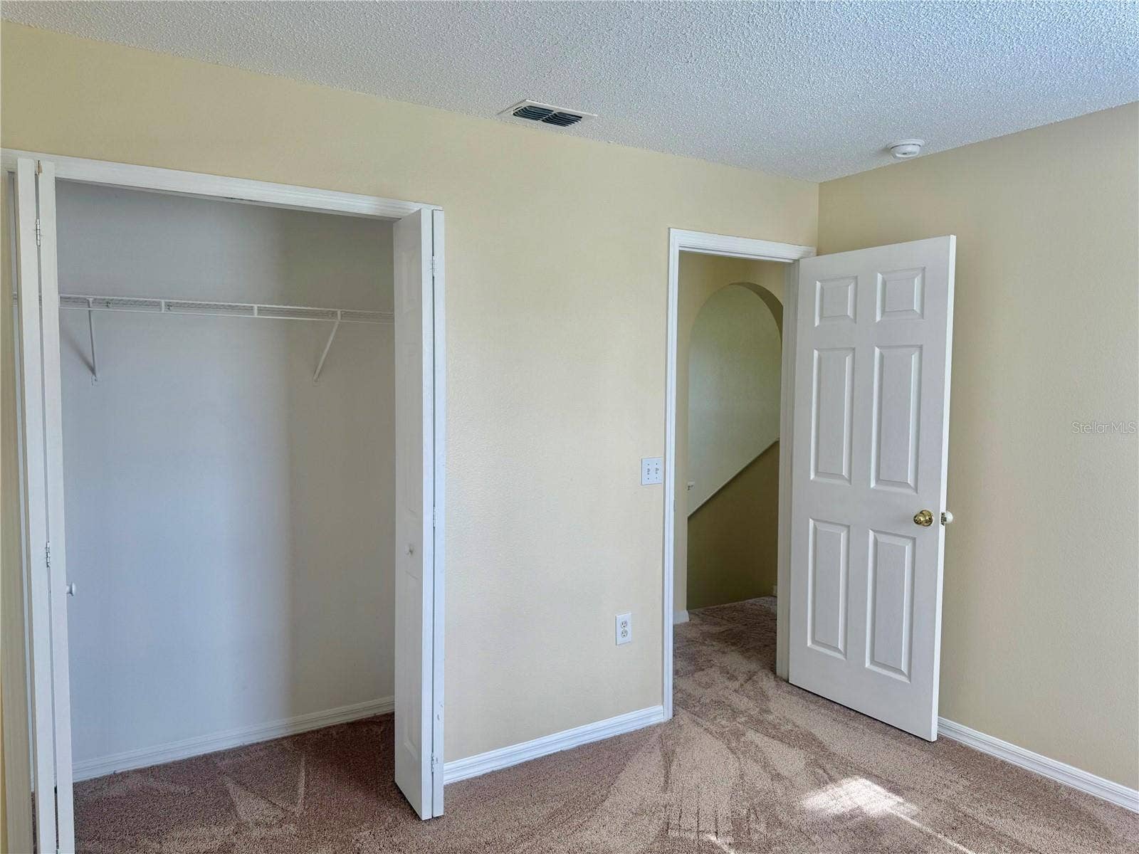 1131 CHICHESTER COURT, Kissimmee, FL 34758 1131 CHICHESTER COURT, Kissimmee, FL 34758