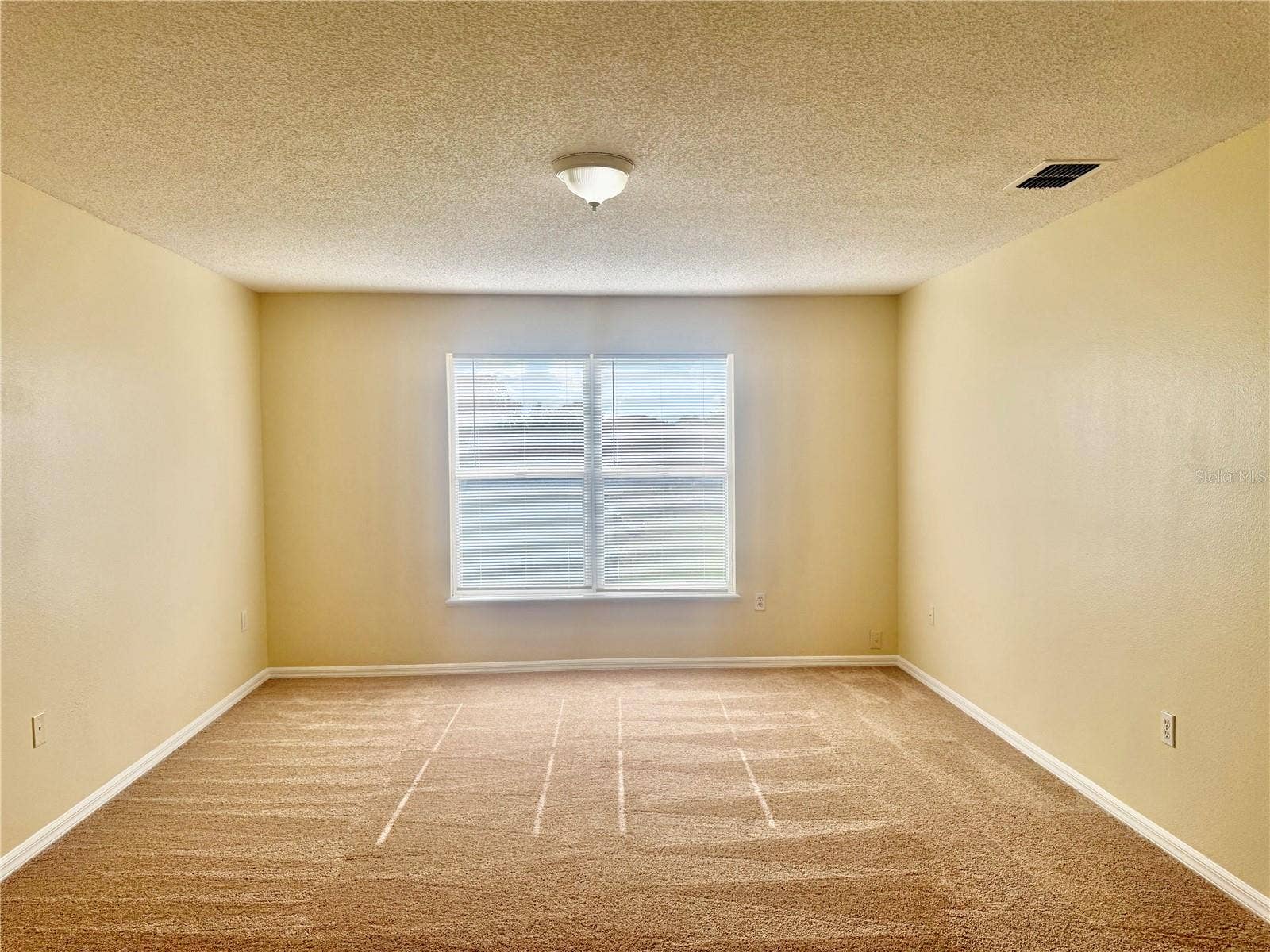 1131 CHICHESTER COURT, Kissimmee, FL 34758 1131 CHICHESTER COURT, Kissimmee, FL 34758
