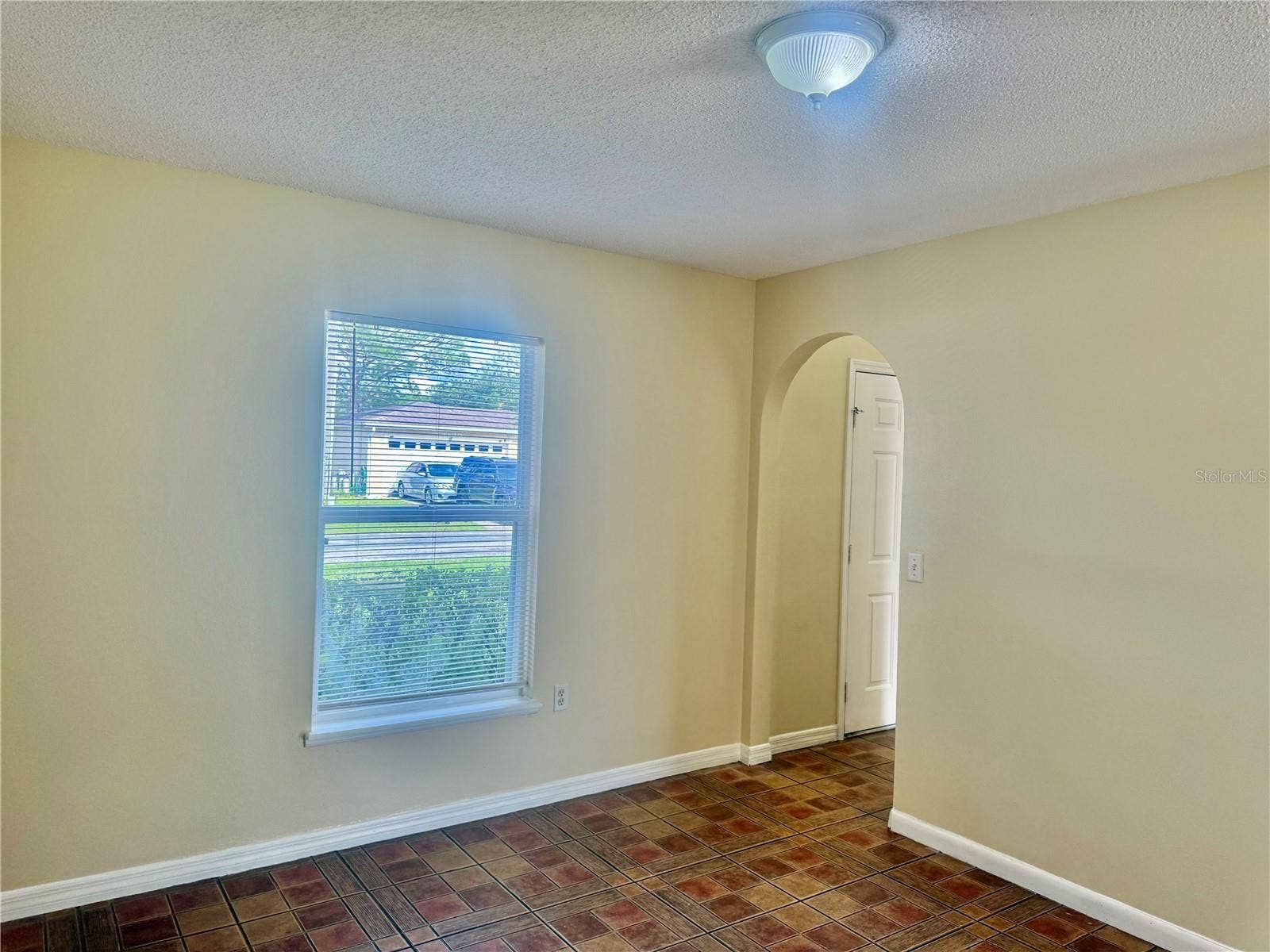 1131 CHICHESTER COURT, Kissimmee, FL 34758 1131 CHICHESTER COURT, Kissimmee, FL 34758