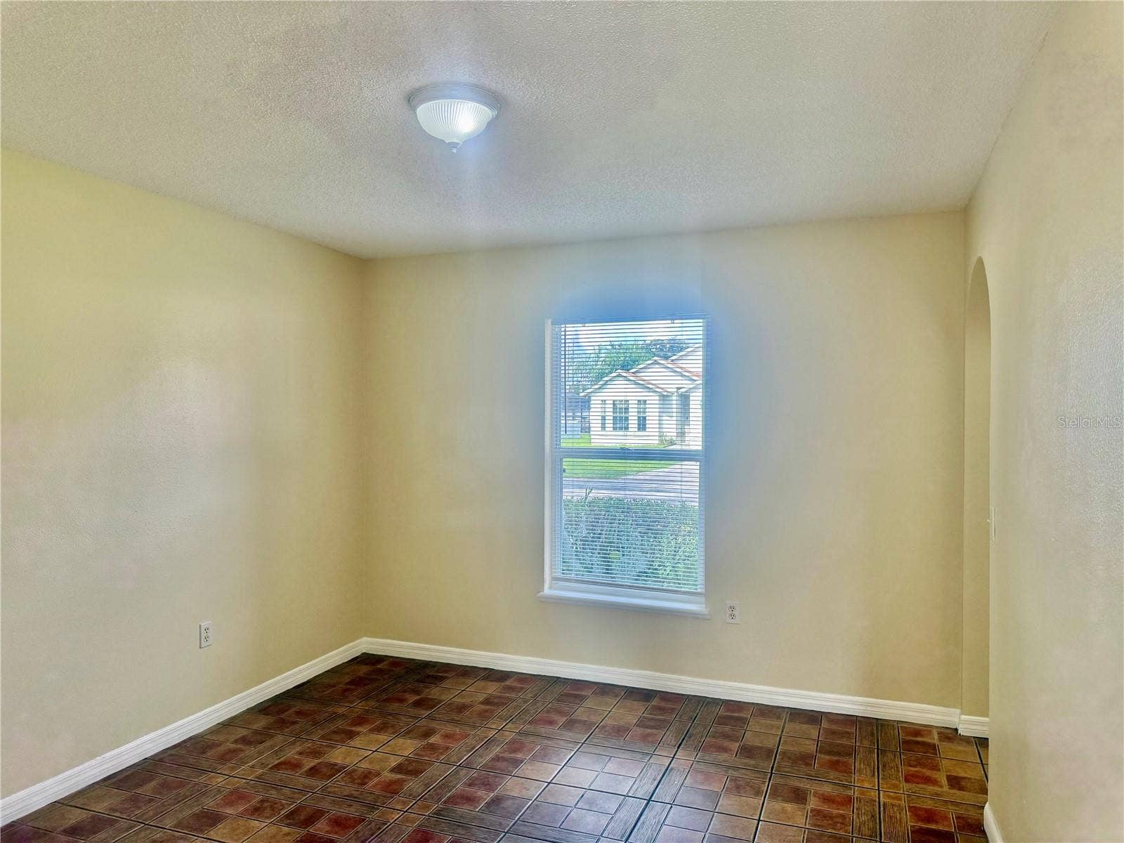 1131 CHICHESTER COURT, Kissimmee, FL 34758 1131 CHICHESTER COURT, Kissimmee, FL 34758