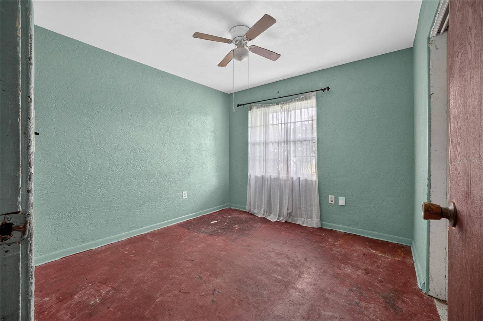 1210 W 15TH STREET, Sanford, FL 32771