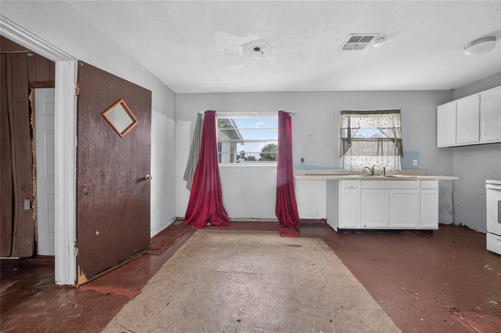 1210 W 15TH STREET, Sanford, FL 32771