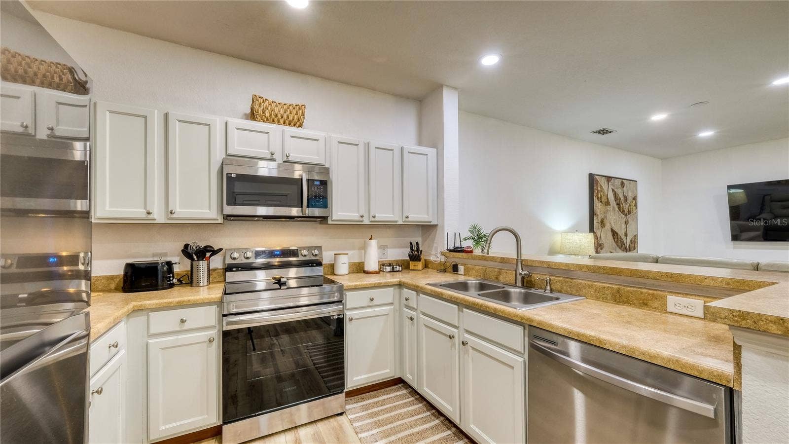 3174 FELTRIM PL, #103, Kissimmee, FL 34747