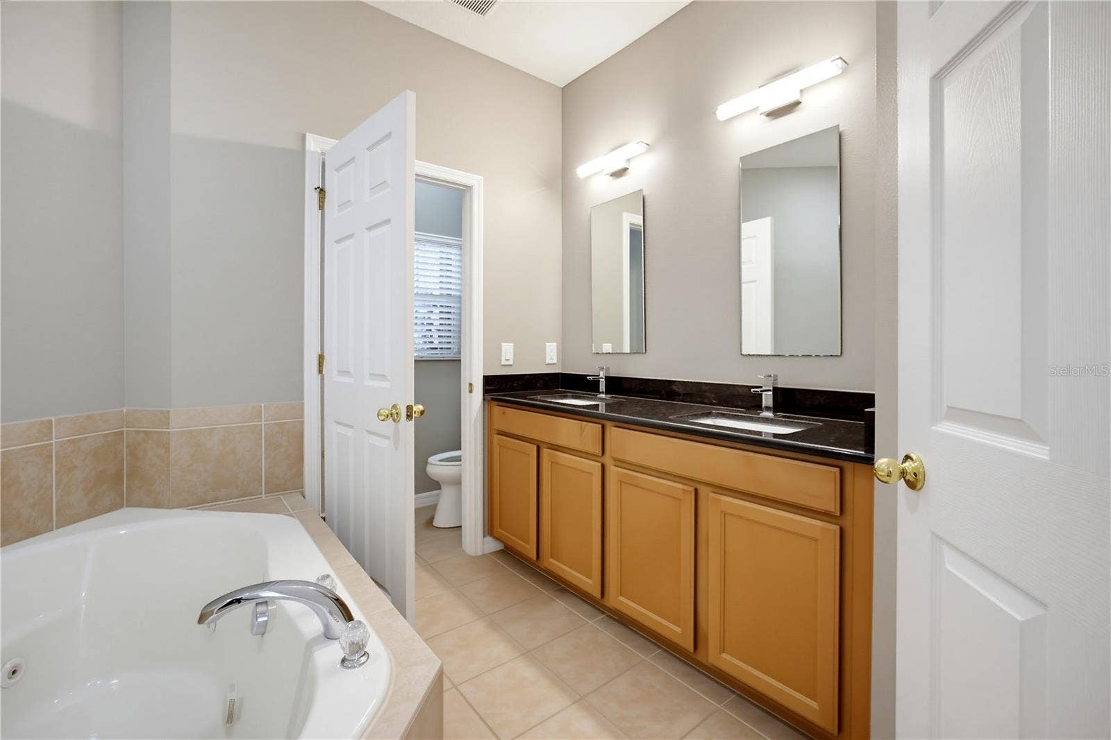 491 HARBOR WINDS COURT, Winter Springs, FL 32708 Primary Bathroom - 1st floor