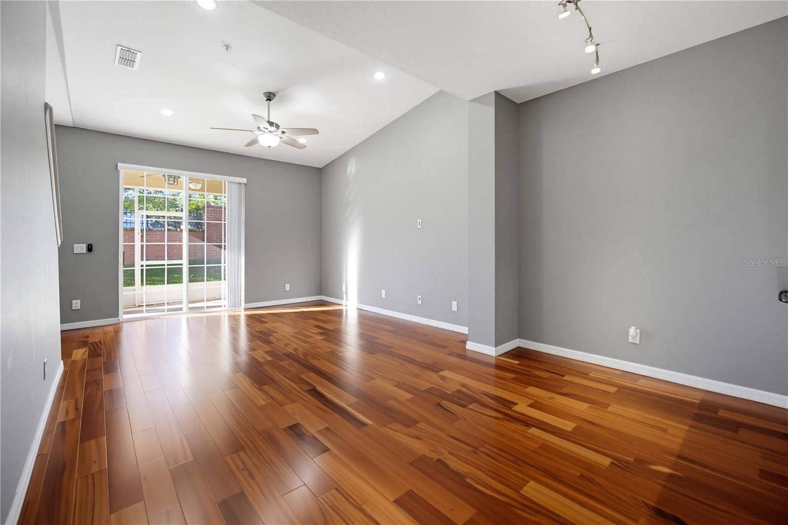 491 HARBOR WINDS COURT, Winter Springs, FL 32708 Living + Dining Room
