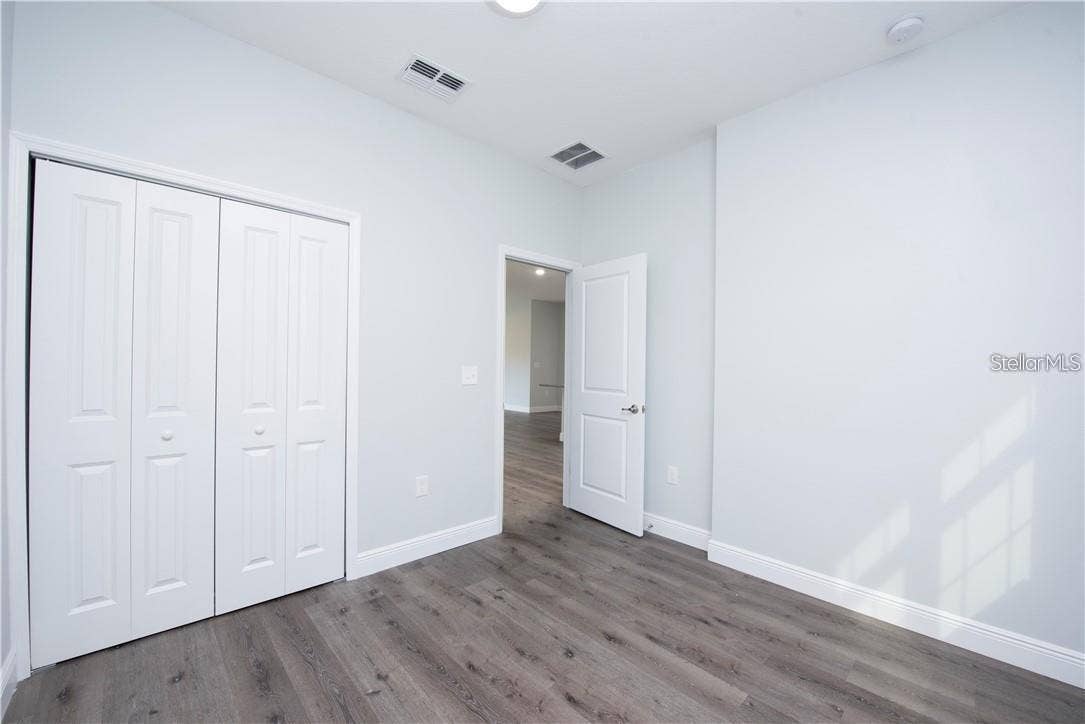 2433 AVENUE F NW, Winter Haven, FL 33880