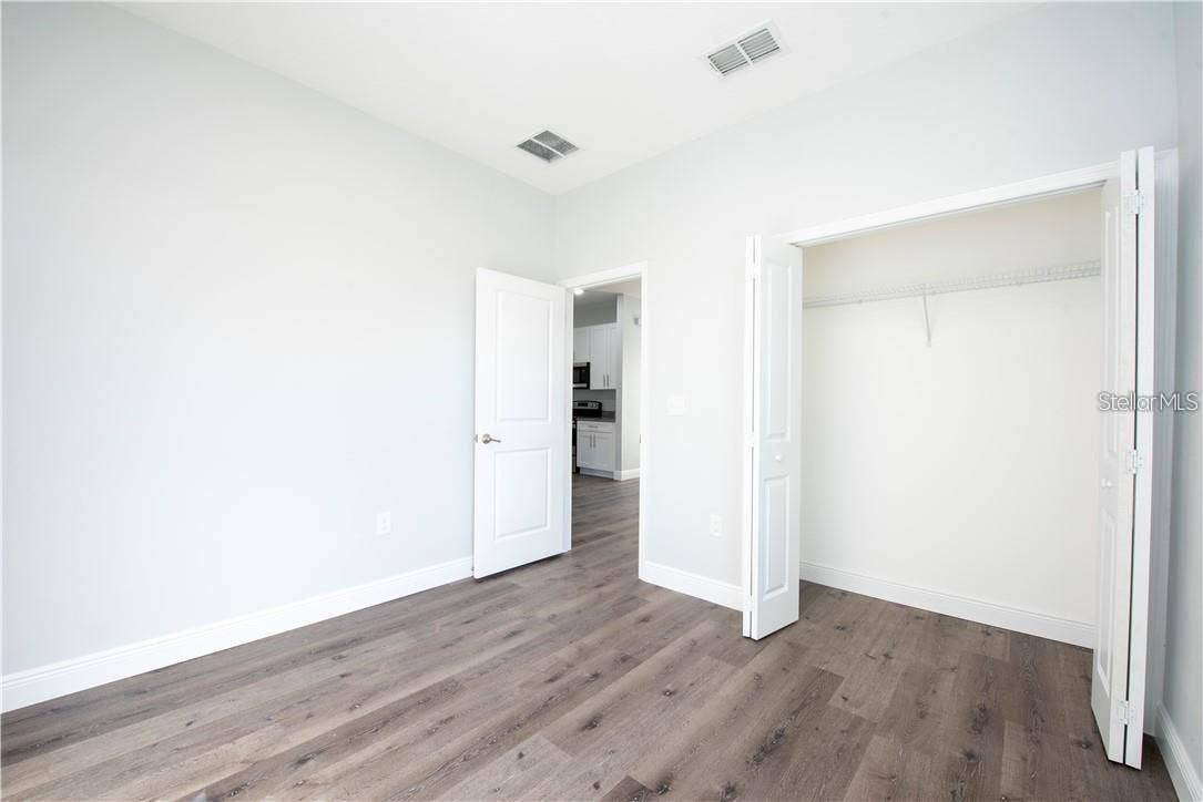 2433 AVENUE F NW, Winter Haven, FL 33880