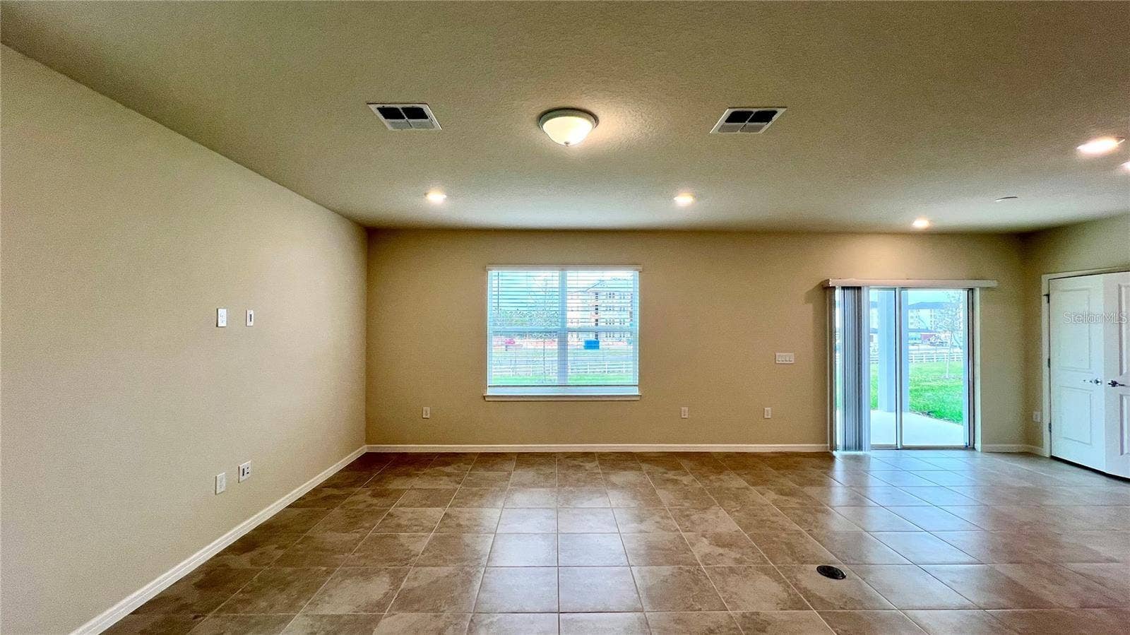 1666 DELIGHTFUL DRIVE, Davenport, FL 33896 1666 DELIGHTFUL DRIVE, Davenport, FL 33896