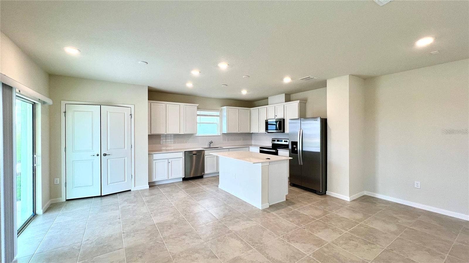 1666 DELIGHTFUL DRIVE, Davenport, FL 33896 1666 DELIGHTFUL DRIVE, Davenport, FL 33896