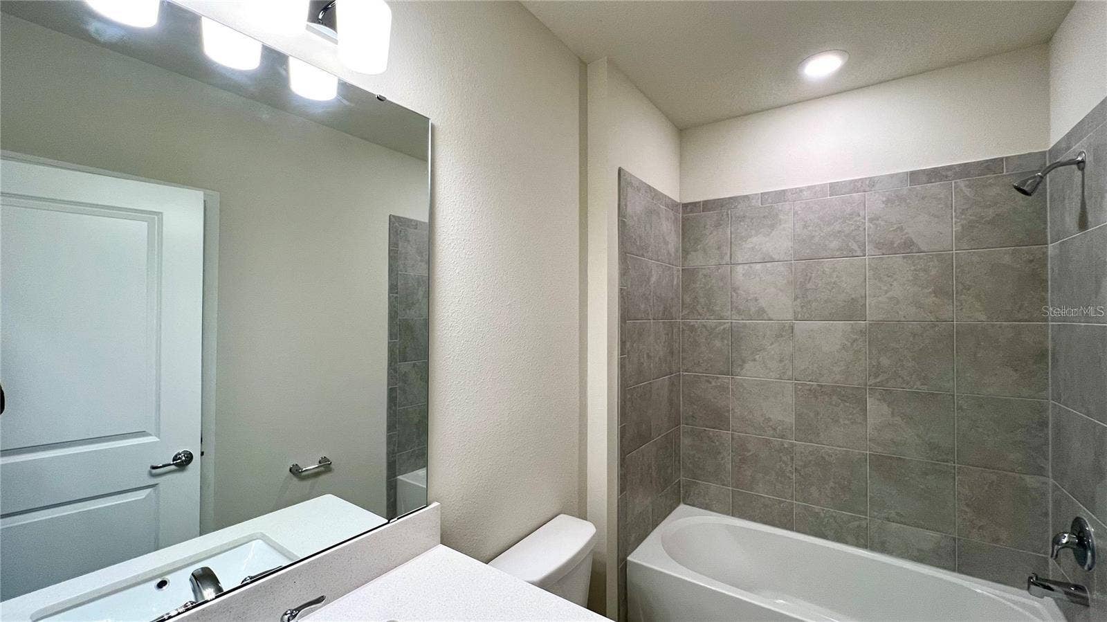 1666 DELIGHTFUL DRIVE, Davenport, FL 33896 1666 DELIGHTFUL DRIVE, Davenport, FL 33896