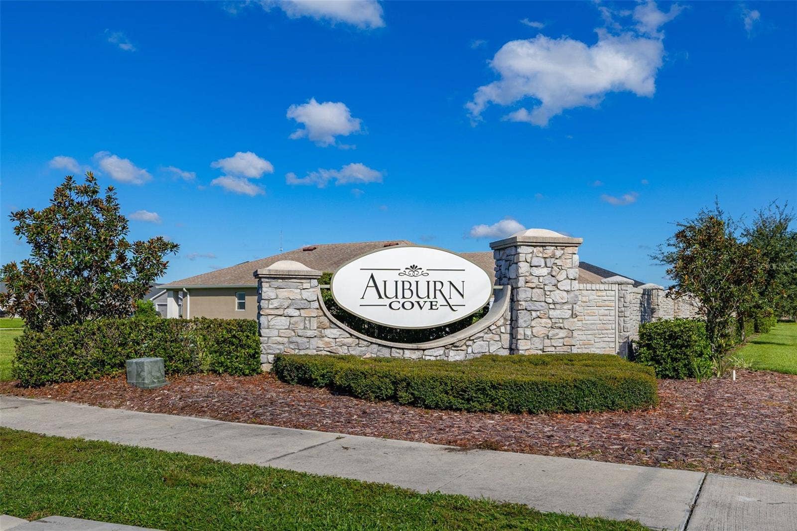 708 DAPHNE DRIVE, Polk City, FL 33868