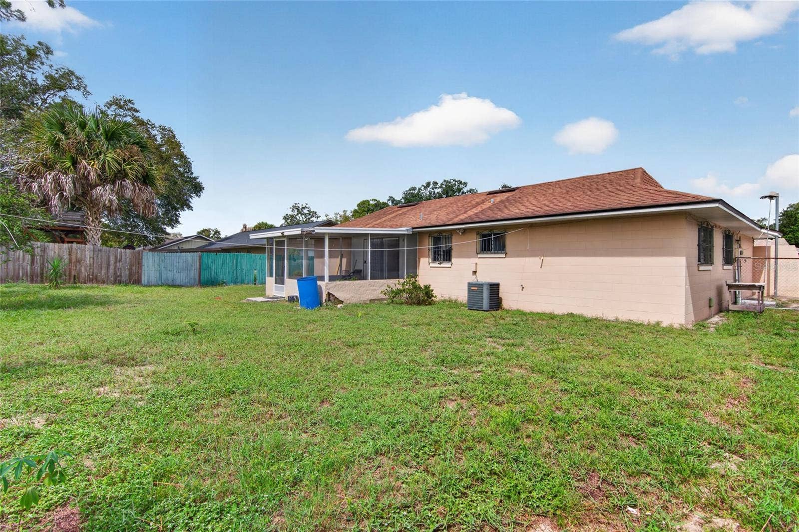 4712 STONY BROOK LANE, Orlando, FL 32808 Backyard