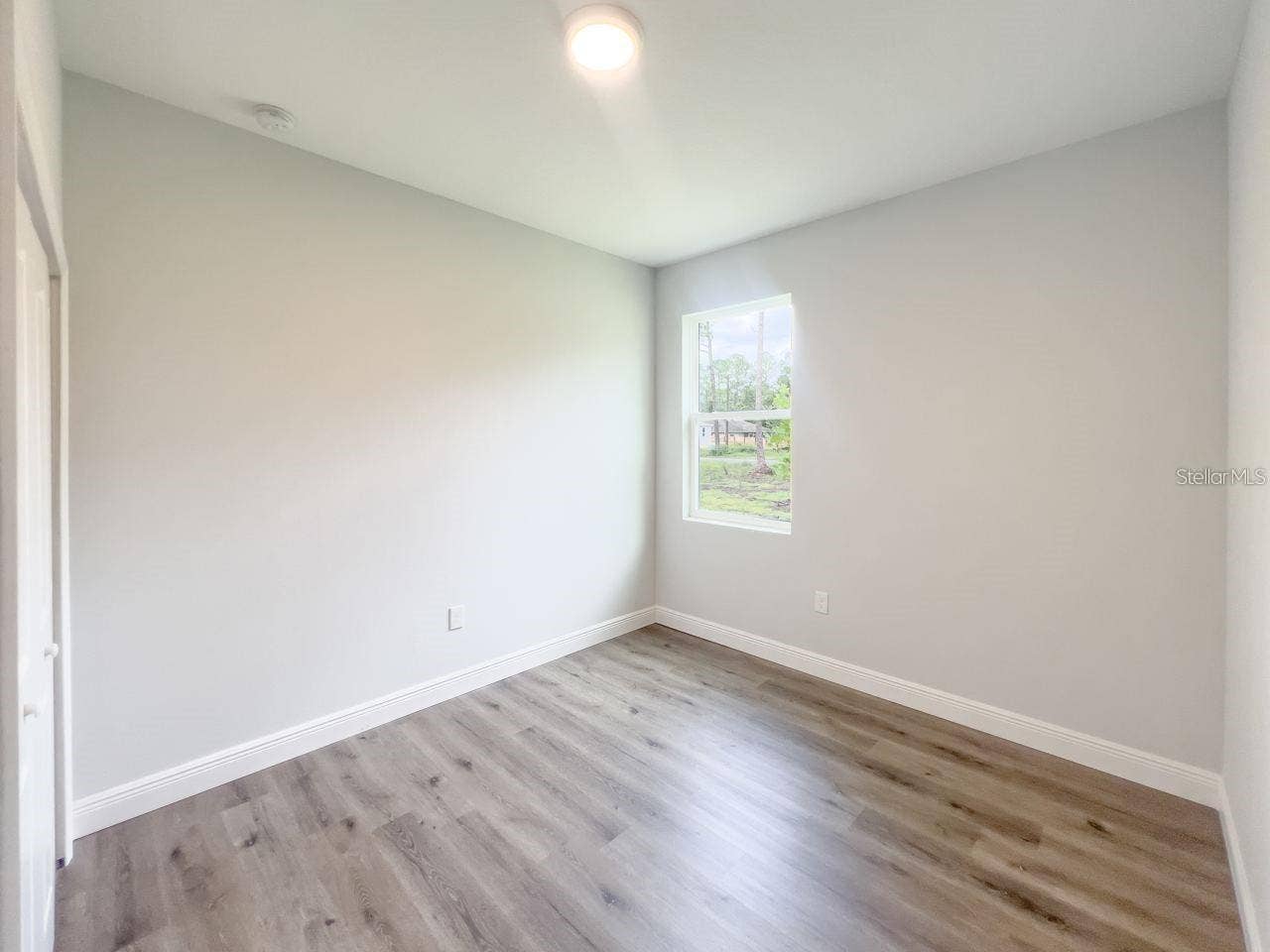 1580 EAST PARKWAY, Deland, FL 32724