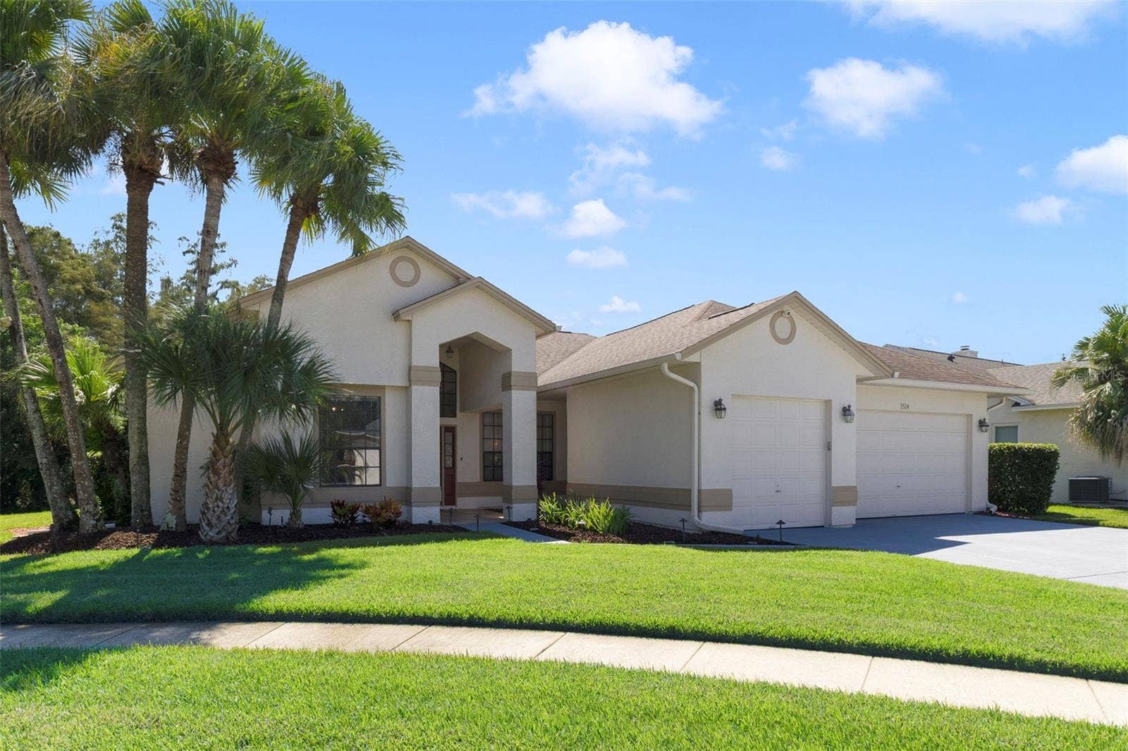 3514 OCITA DRIVE, Orlando, FL 32837 Front Exposure